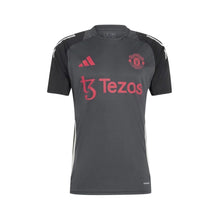 Manchester United Training 24/25