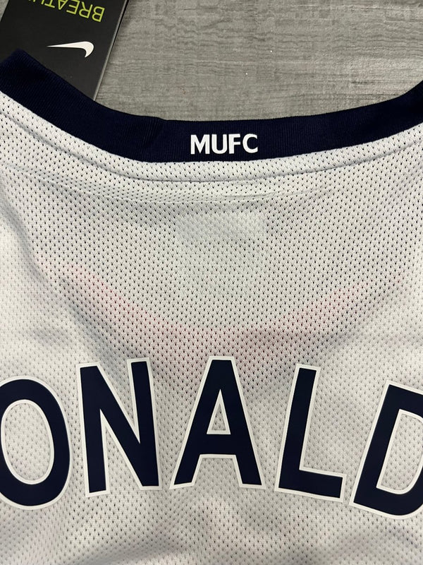 2008-09 - MAN UTD GAST | RETRO